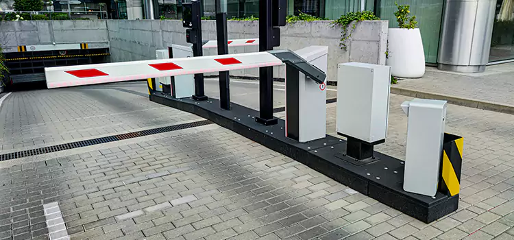 Custom Gate Design & Integration Winchester